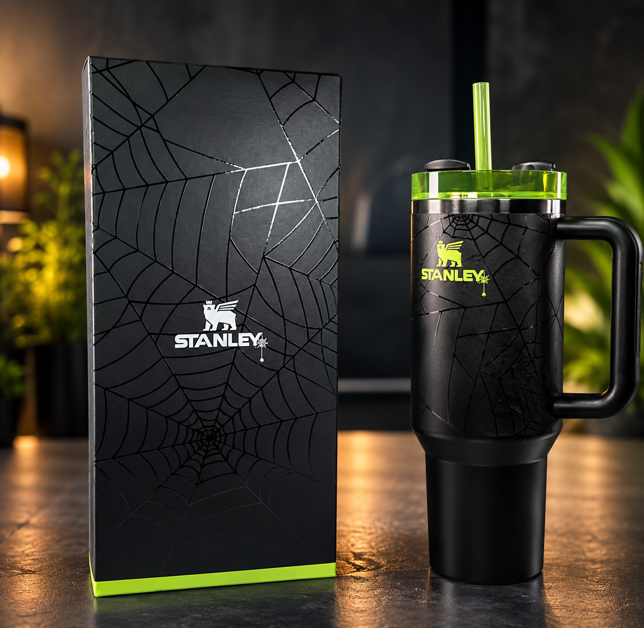 Stanley HALLOWEEN WEB GLOW H2.0 40oz Tumbler Limited Edition IN HAND! NEW